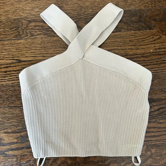 BABATON Sculpt Knit Criss Cross Cropped Tank Top Beige - Picture 3 of 5